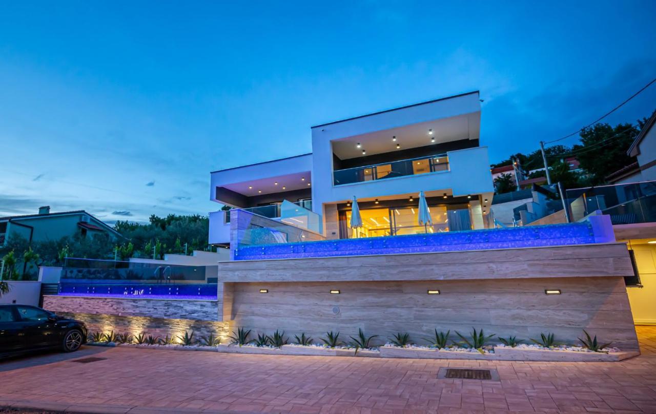 Villa Marassi With Heated Pool, Hot Tub And Sauna Crikvenica Exterior foto