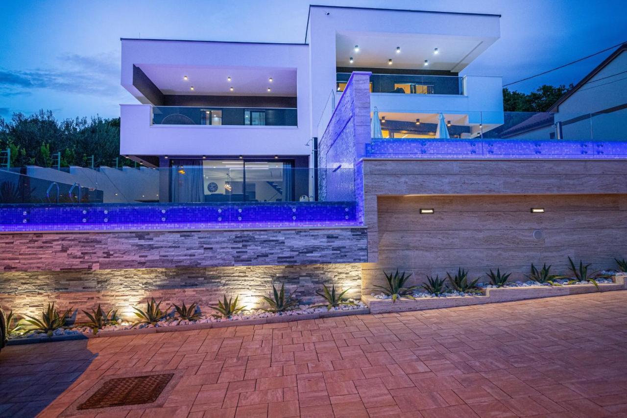 Villa Marassi With Heated Pool, Hot Tub And Sauna Crikvenica Exterior foto
